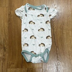 Kyte Baby Hedgehog Bamboo Short Sleeve Bodysuit